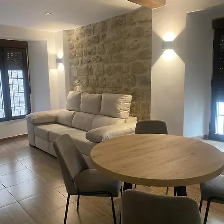 Arco De Descalzas * Úbeda