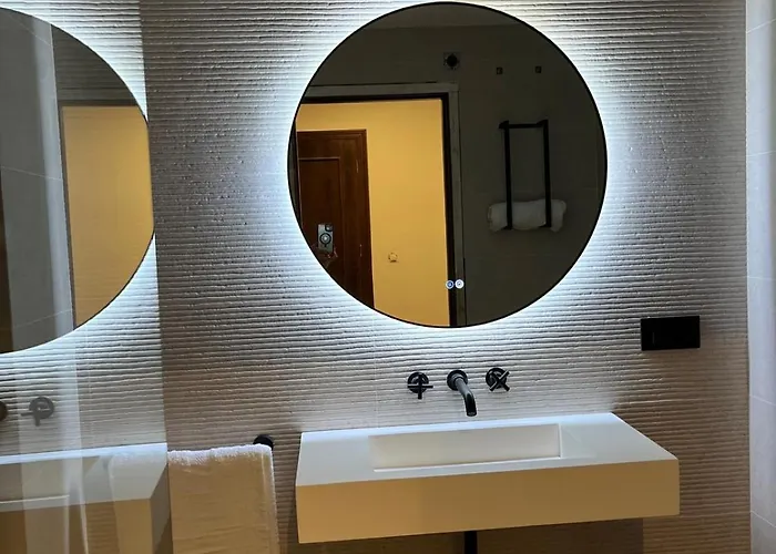 Arco De Descalzas Apartman